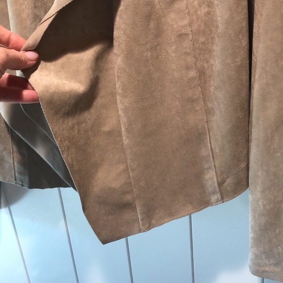 Reset faux suede open front jacket light tan with stretch shorter in back L - Picture 5 of 10